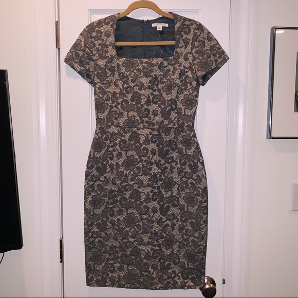 Banana Republic grey and beige form fitting dress - Picture 4 of 7